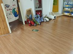 -乐融婴幼儿成长中心(四季青校区)