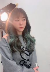 -V8潮牌·接发烫染连锁