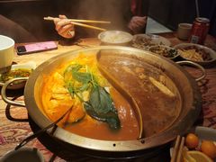 -小龙坎火锅(湖滨银泰in77店)