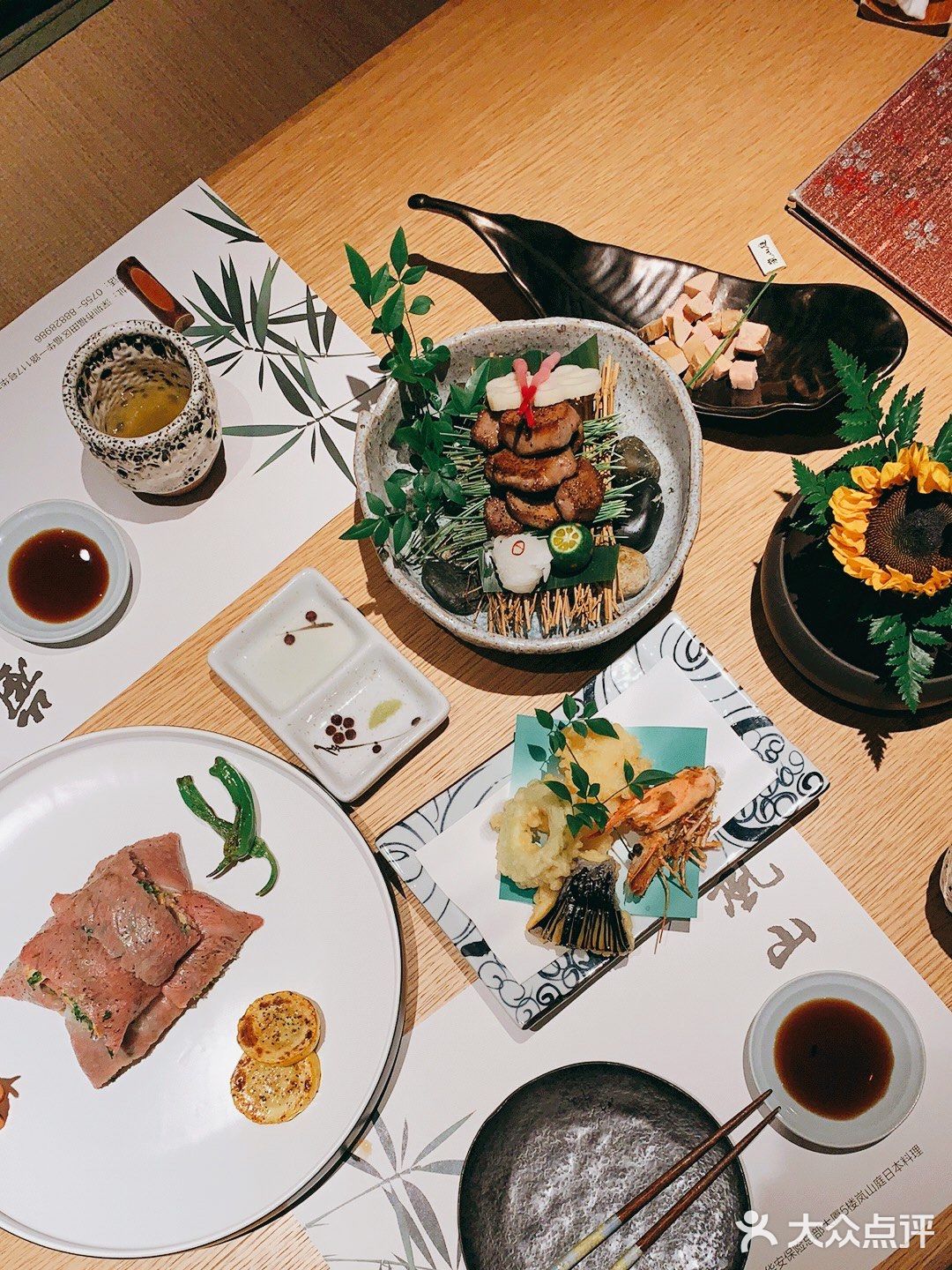 天妇罗挺新鲜的大虾,老公很喜欢。滑蛋鳗鱼有点腻