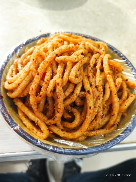 牛筋面3元,米线5元,量都比较大,来打卡的最好两个人要一份牛筋面