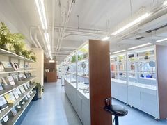-无奔眼镜·蔡司·依视路授权店(马家堡店)