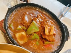 葡式咖喱猪排煲-肥仔文澳门猪骨煲(南京西路店)