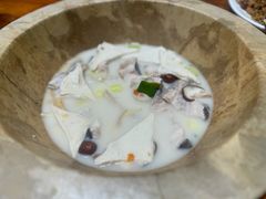 -滇香肴·云南菜蒸汽石锅鱼(云南北路店)
