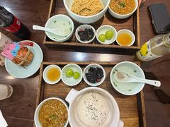 -蟹上黄·蟹黄面·江南糖水(人民广场店)