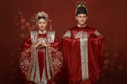 -乐派诗婚纱摄影