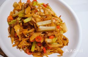 Stir-Fried Crisp Bamboo Shoots