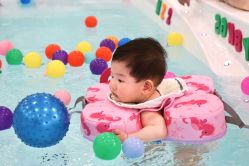 点击看大图 -Pony Baby宝尼婴幼儿游泳SPA馆