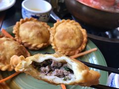 牦牛肉馅饼-陀岗美食·云南藏式特色餐厅