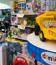 -kidsland(颐堤港店)