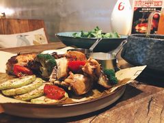 -HIGH FIVE哈福手工汉堡(桂林路店)