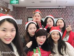 -金夫人化妆摄影职业培训学校