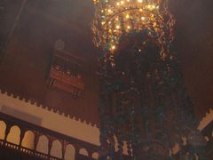 这是猫总见过最古旧精美的吊灯了-Abu Nawas