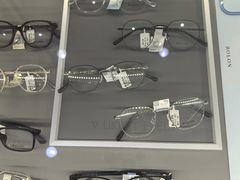 -光明眼镜·蔡司授权(徐泾店)