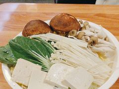 -炼瓦家日式烧肉·寿喜烧(融创精彩天地店)
