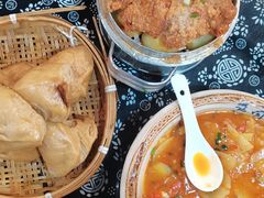 -黄桷树曹家私房菜(江与城店)