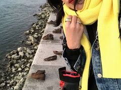 -多瑙河畔鞋履雕塑