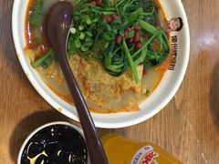 -螺小胖柳州螺蛳粉(钟楼总店)