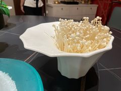 -鼎泰亨·海鲜牛肉餐厅(滨江店)