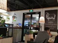 大堂-拿渡·水煮鱼 麻辣香锅(西单大悦城店)