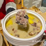 在武汉昙华林！圣诞冰糖葫芦！快去吃！！！