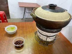 -威邵鸡煲(西华路总店)