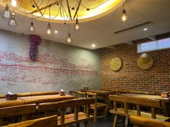 -万记麻辣烫国展总店