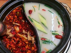 -串门邻居串串火锅(云南南路店)