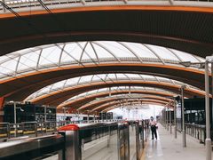 -康新公路(地铁站)