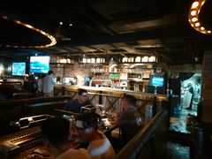 -麦凯伦烧烤·精酿超级工厂店(金桥总店)