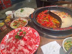 -牛市坎火锅(建设路店)