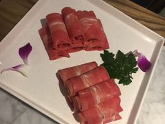 -尚尚仙·酸汤猪手·猪肚鸡火锅(华联万柳购物中心店)