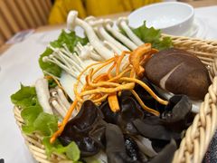 -黑鸡小馆(金源店)
