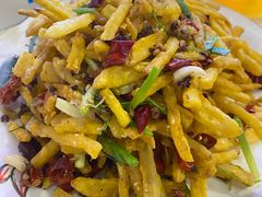 -张大师鸭爪爪特色干锅(南湖店)