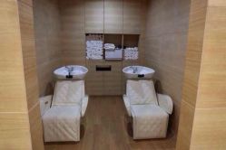 点击看大图 VIP洗头间-CARR SALON