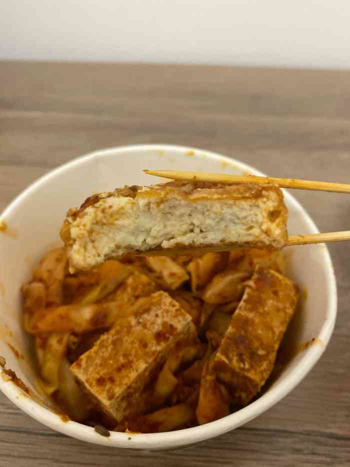 云水油泼臭豆腐(丽新路店)-"[愉快][愉快]位置在丽新路上,丽春路口.