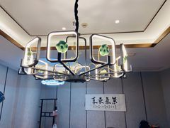 -荷塘秋月·本帮江浙菜(国权路店)