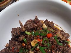 -老湖南民间菜·牛肉十八炒(花都店)