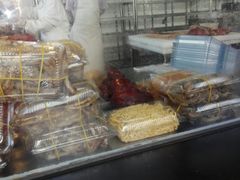 面包甜点陈列柜-陆稿荐观前街店