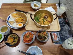 咖喱酥排饭定食-肥朵食堂(带梦胡同店)