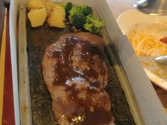 -必胜客(沈辽路万达店)