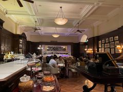 -LONG BAR 廊吧(外滩华尔道夫酒店)