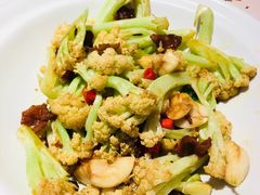 -千百味红餐厅·江西菜(绿地双子塔店)