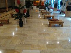 -碧中海汤泉汗蒸酒店