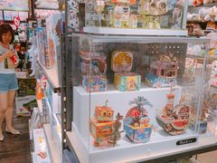 -酷乐潮玩(金桥国际店)