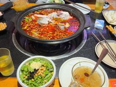 -小饕荟雅安贡椒鱼鲜馆(广福桥店)