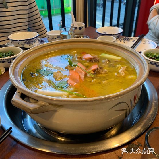 天马火腿鸡火锅(日新路店)