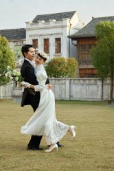 -罗马经典婚纱摄影·轻奢化定制