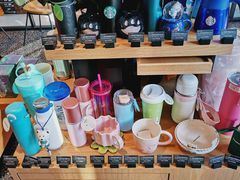 -星巴克(北京枫尚奥莱店)