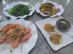 -亚龙湾8号(丁村万人海鲜广场店)
